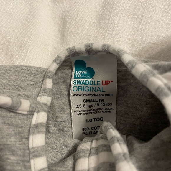 Love to Dream Swaddle UP Self-Soothing Sleep Sack 8-13 lbs. 1.0 TOG, Gray, Small - Picture 3 of 4